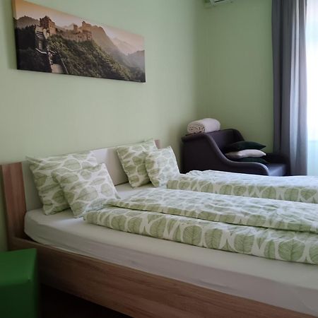 Hársfa apartman Makó Exterior foto